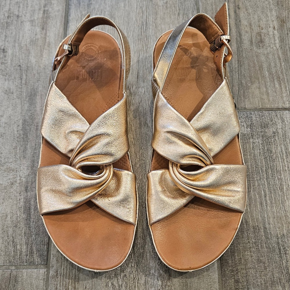FitFlop Wedge Sandals Women 10 Gold Leather Twisted Knot Slingback Platform
